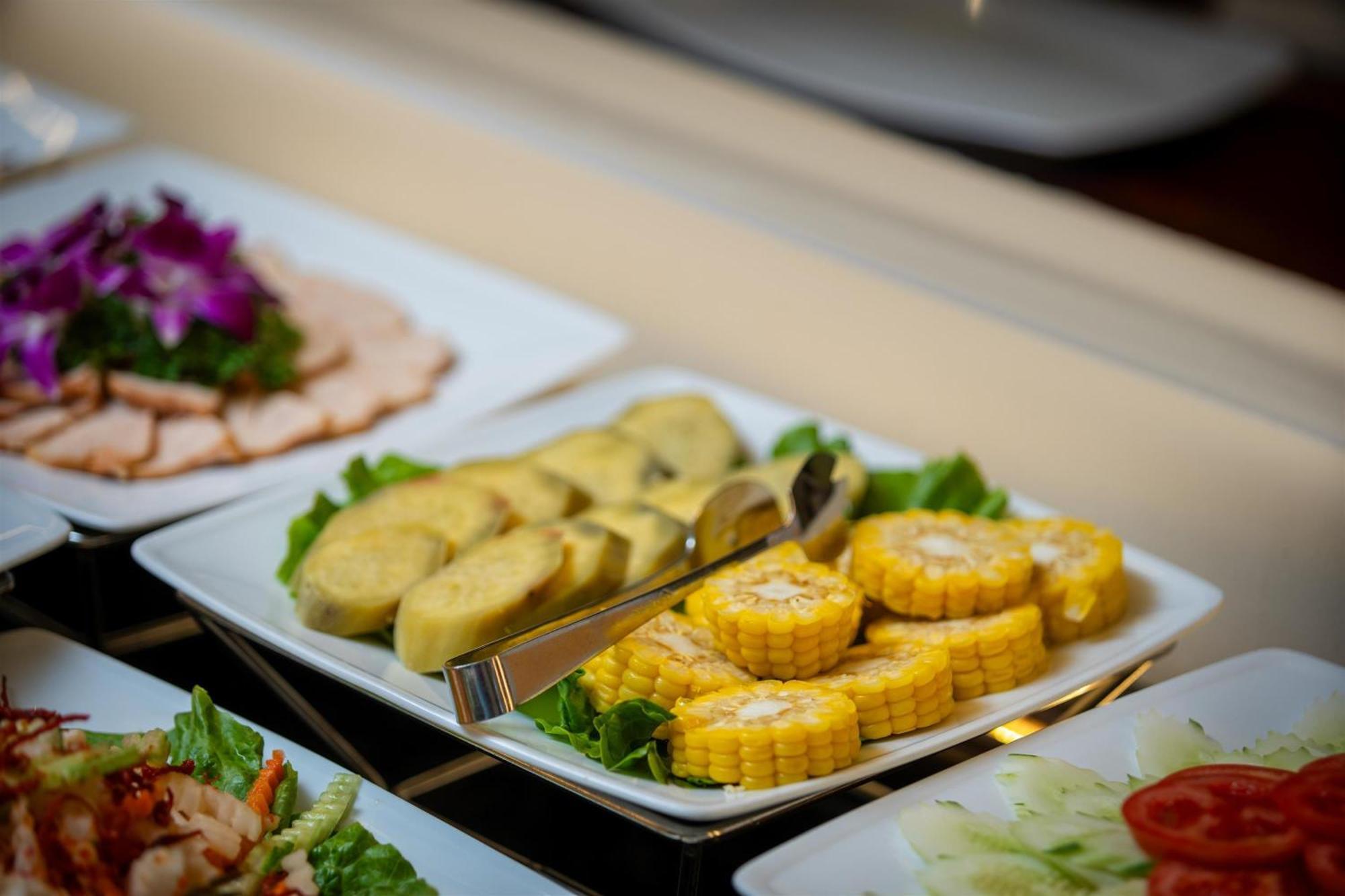 Sunline Central Hotel Ханой Екстериор снимка