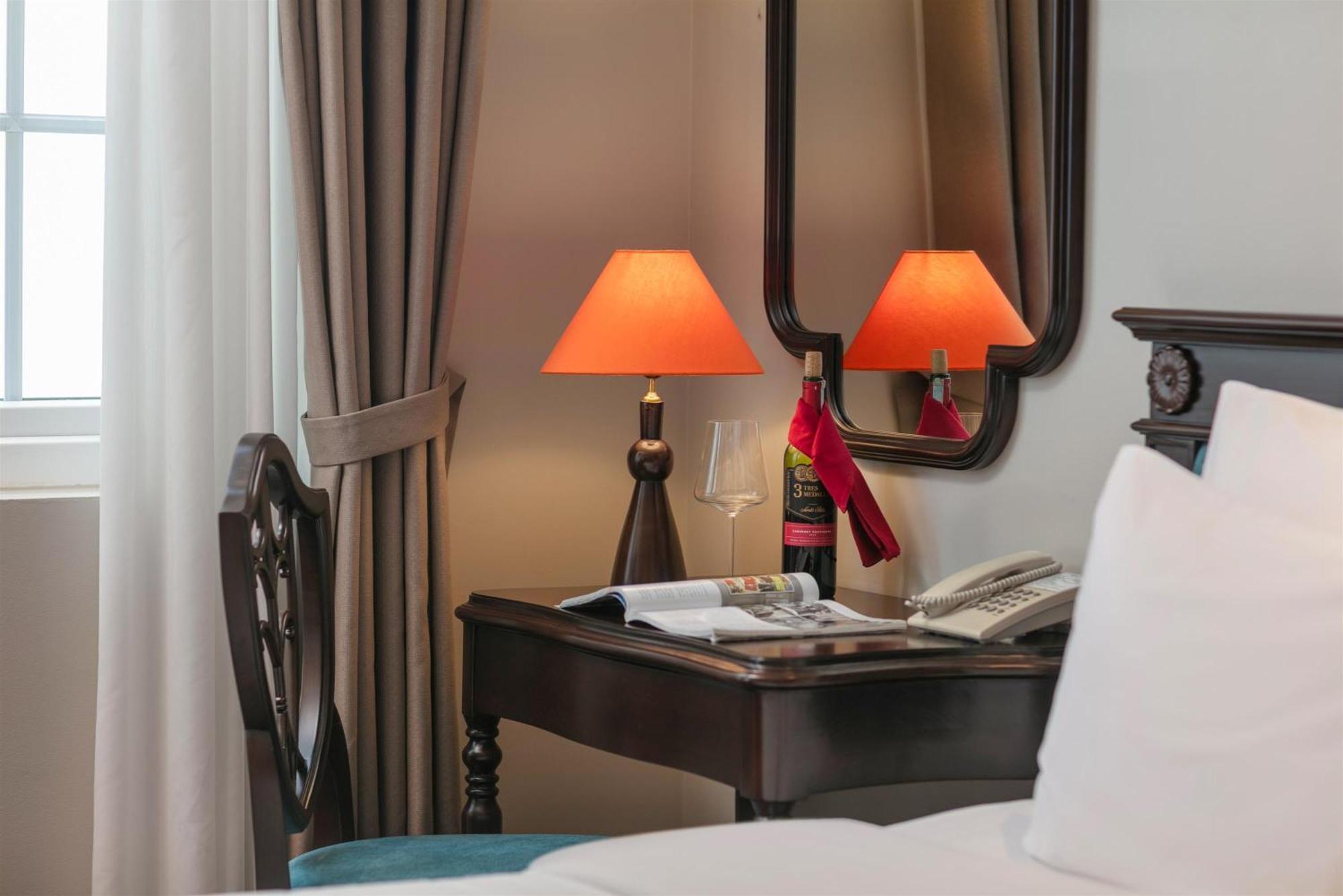 Sunline Central Hotel Ханой Екстериор снимка